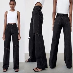 ZARA Ripped High Rise Wide Leg Distressed Hem Denim Jeans - Size 8 - Black